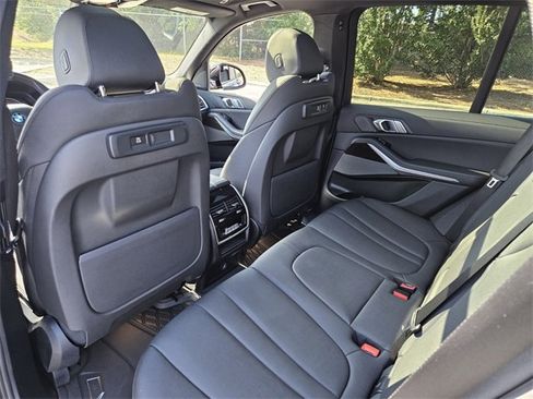 Used 2021 BMW X5 sDrive40i w/ Premium Package image 14