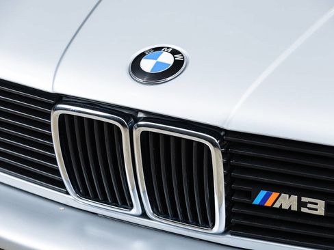 Used 1990 BMW M3 Coupe image 28