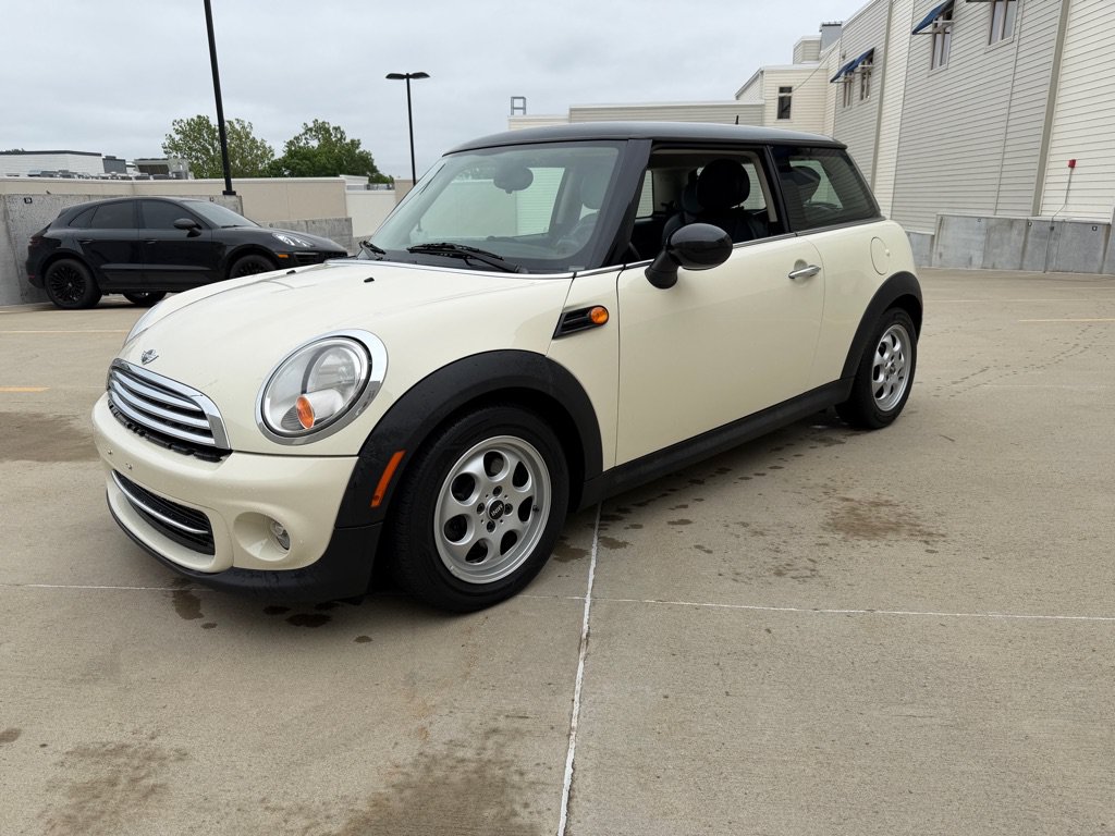 Used 2012 MINI Cooper Hardtop FWD image 3