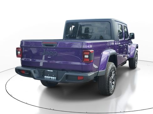 New 2026 Jeep Gladiator Sport AWD/4WD image 4