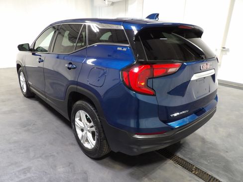 Used 2020 GMC Terrain SLE FWD image 6