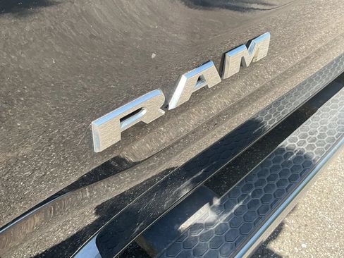 Used 2020 RAM 1500 Big Horn AWD/4WD image 14