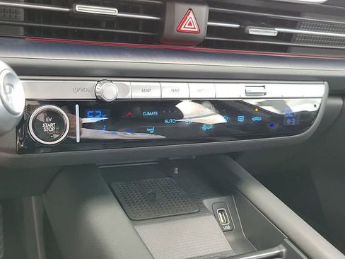 New 2023 Hyundai Ioniq 6 SEL image 25