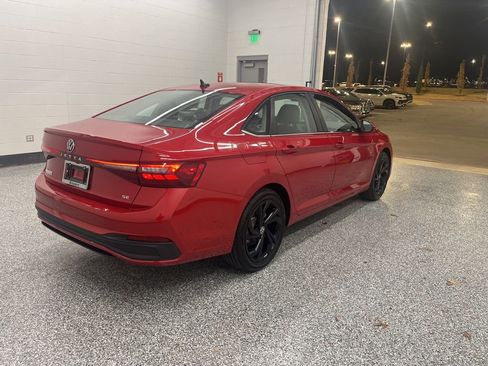 New 2026 Volkswagen Jetta SE FWD image 6