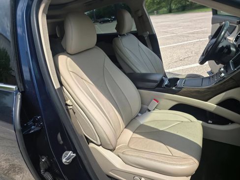 Used 2017 Lincoln MKX Reserve w/ Lincoln MKX Climate Package FWD image 24