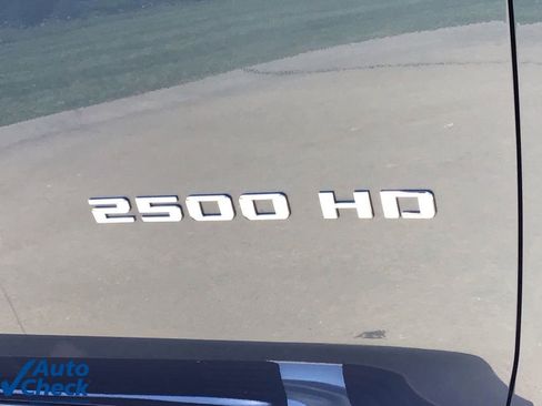 Used 2025 Chevrolet Silverado 2500 LTZ w/ LTZ Convenience Package image 37