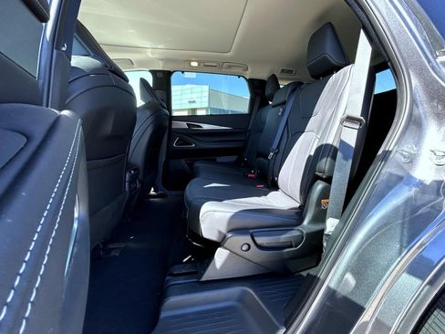 Used 2026 INFINITI QX60 Luxe w/ Cargo Package AWD/4WD image 21