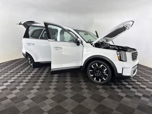 Certified 2025 Kia Telluride SX FWD image 13