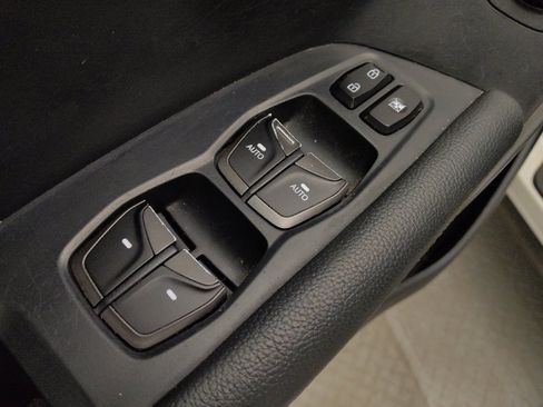 Used 2019 Hyundai Santa Fe XL FWD image 27