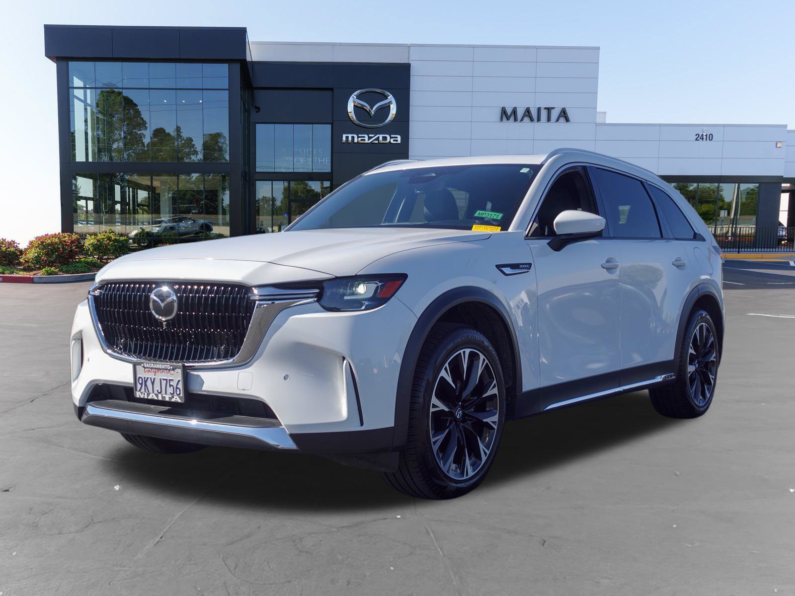 Certified 2024 MAZDA CX-90 Plug-In Hybrid w/ Premium Plus AWD/4WD image 9