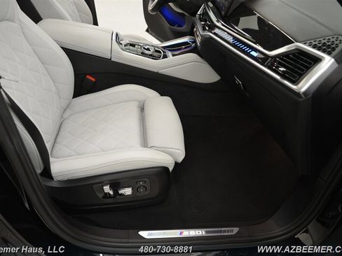 Used 2024 BMW X6 M60i w/ Dynamic Handling Package image 20