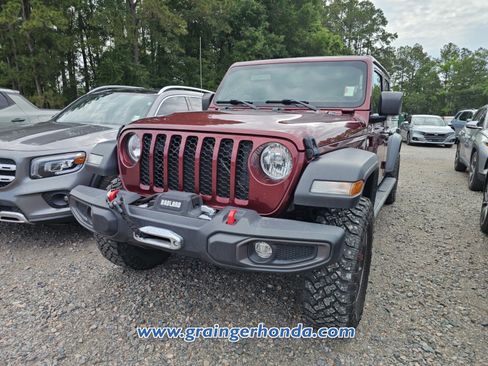 Used 2021 Jeep Gladiator Sport w/ Trailer Tow Package AWD/4WD image 2