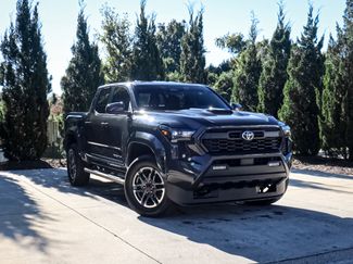 Used 2024 Toyota Tacoma TRD Sport video 2