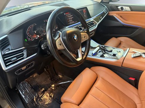 Used 2021 BMW X7 xDrive40i w/ Premium Package AWD/4WD image 13