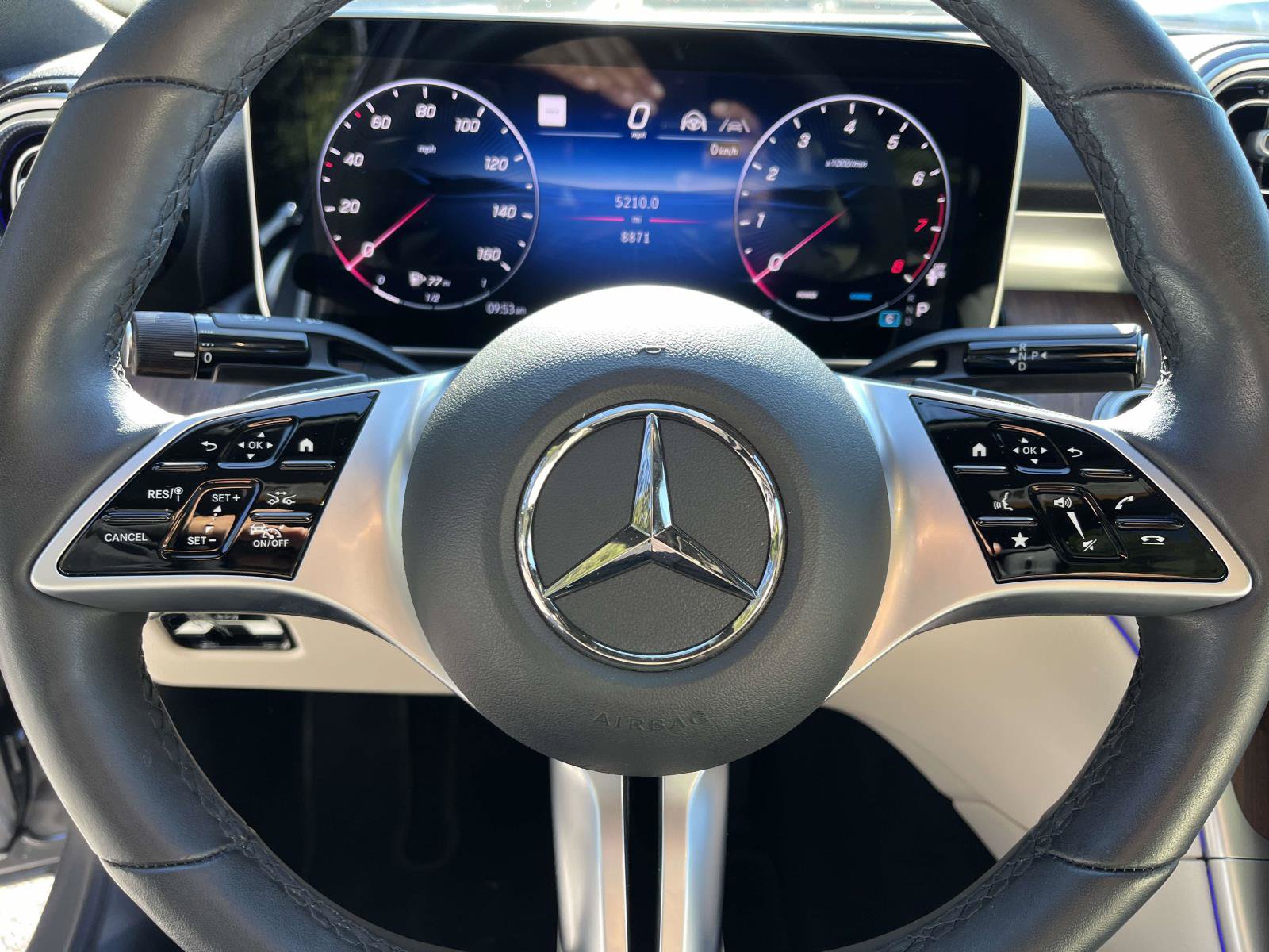 Certified 2025 Mercedes-Benz C 300 4MATIC Sedan image 25