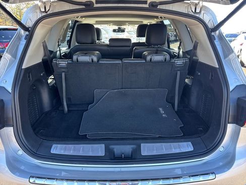 Used 2019 INFINITI QX60 Luxe w/ Essential Package image 18