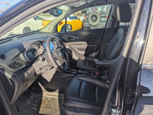 Used 2019 Buick Encore Essence w/ Safety Package II image 9