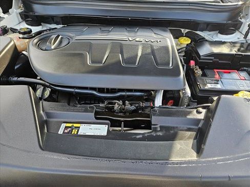 Used 2016 Jeep Cherokee Trailhawk w/ Comfort/Convenience Group image 24