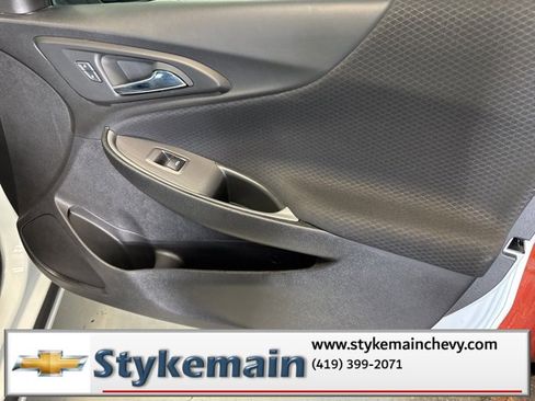 Used 2024 Chevrolet Malibu LT image 25