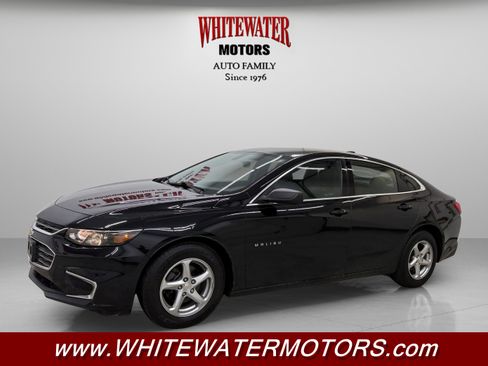 Used 2017 Chevrolet Malibu LS FWD image 1