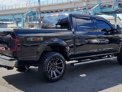 Used 2019 Ford F150 XLT w/ Equipment Group 301A Mid image 5