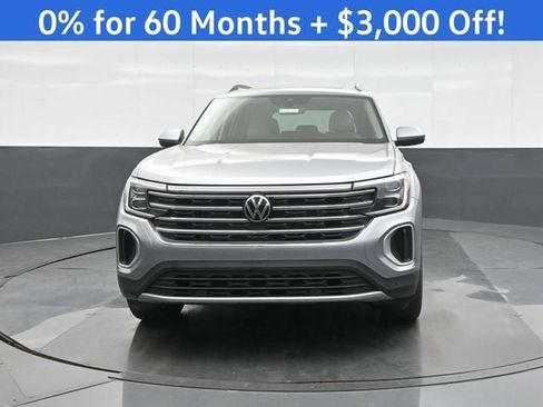 New 2026 Volkswagen Atlas SE image 2