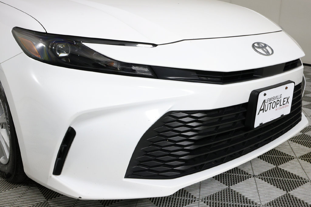 Used 2026 Toyota Camry LE w/ Convenience Package FWD image 36