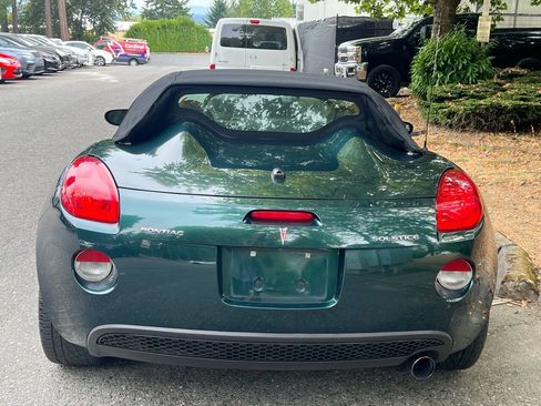 Used 2006 Pontiac Solstice Convertible w/ Premium Package RWD image 4