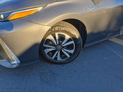 Certified 2018 Toyota Prius Prime Plus image 2