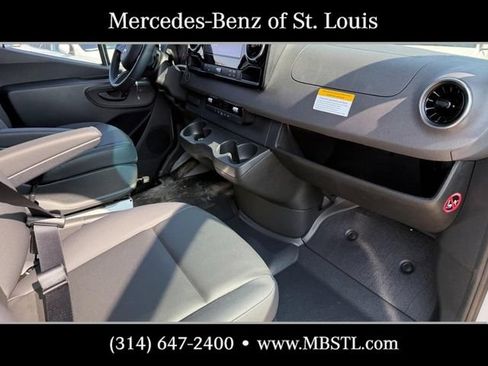 New 2026 Mercedes-Benz Sprinter 2500 image 7
