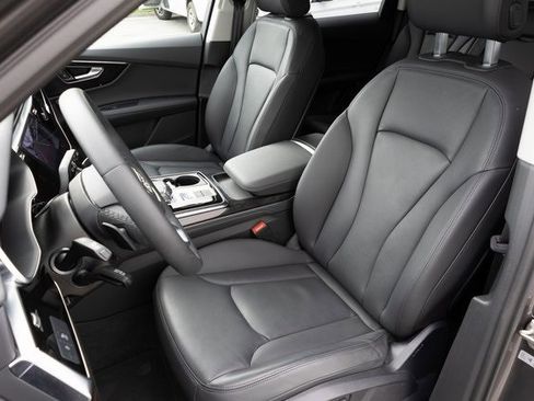 Used 2024 Audi Q7 3.0T Premium Plus image 15