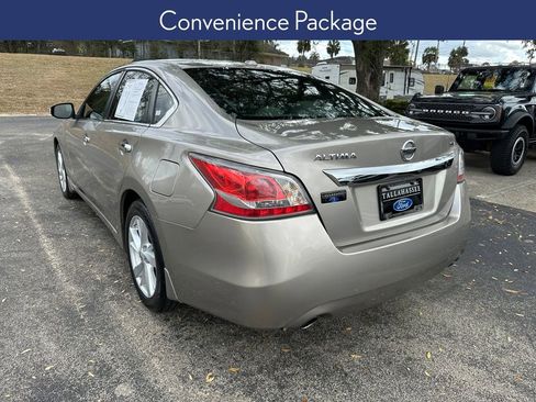 Used 2015 Nissan Altima 2.5 SV w/ Convenience Package image 2