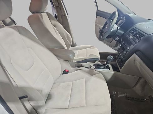 Used 2009 Ford Fusion SE FWD image 13