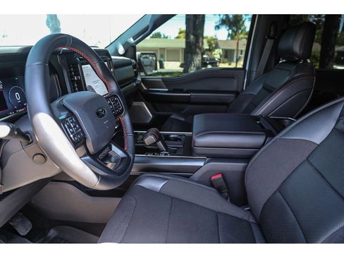 Used 2025 Ford F150 Raptor AWD/4WD image 17