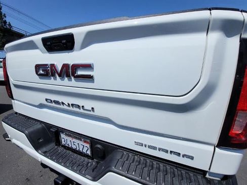 Used 2024 GMC Sierra 1500 Denali AWD/4WD image 33