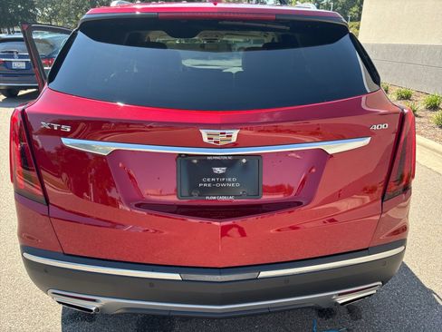 Certified 2024 Cadillac XT5 Premium Luxury w/ LPO, Floor Liner Package FWD image 14