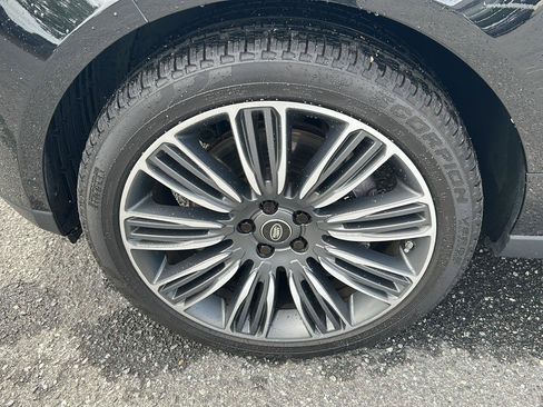 Used 2020 Land Rover Range Rover Long Wheelbase Autobiography AWD/4WD image 10