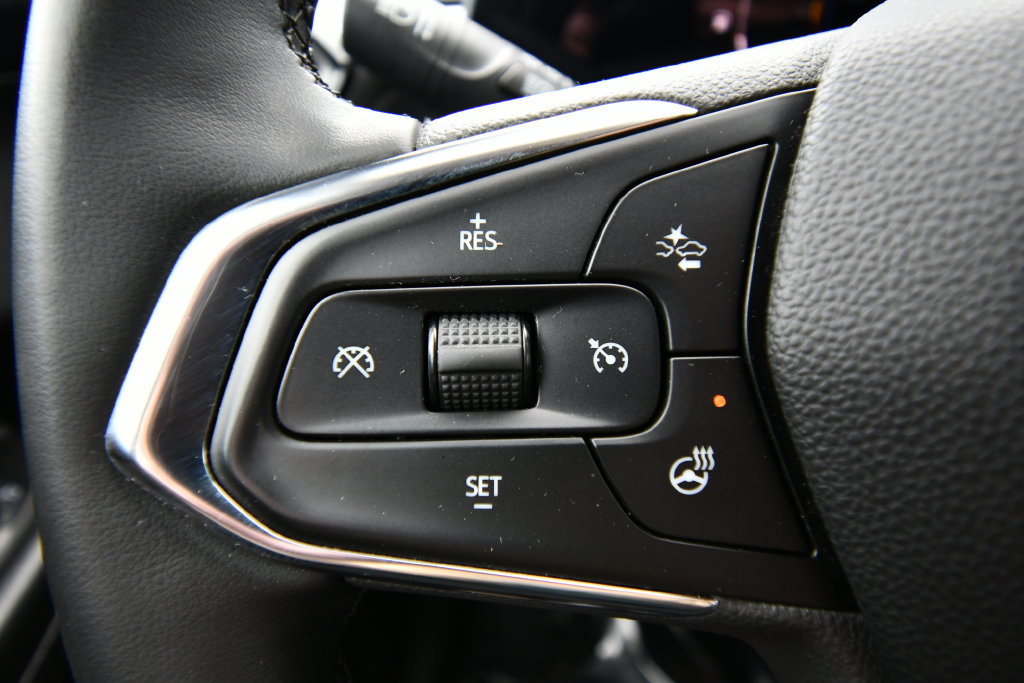 Used 2024 Chevrolet TrailBlazer LT w/ LT Cold Weather Package FWD image 21