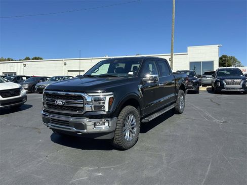 Used 2024 Ford F150 Lariat w/ Equipment Group 502A High image 3