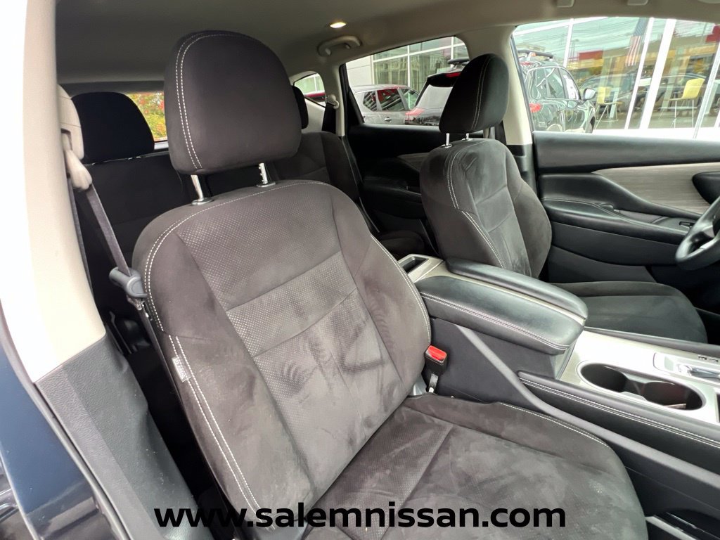 Used 2018 Nissan Murano S AWD/4WD image 23