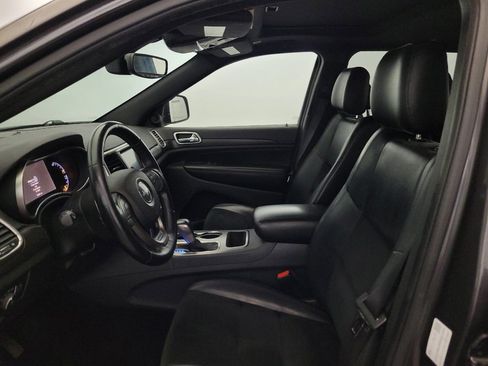 Used 2017 Jeep Grand Cherokee Altitude AWD/4WD image 17