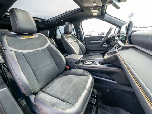 New 2026 Ford Explorer Tremor AWD/4WD image 31