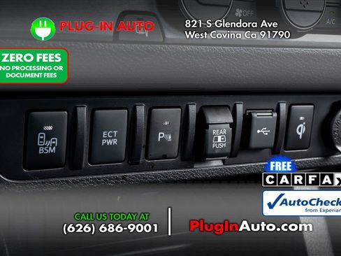 Used 2021 Toyota Tacoma SR5 RWD image 30