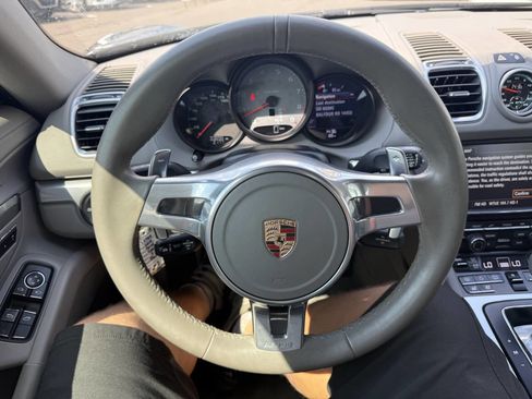 Used 2014 Porsche Cayman S image 18