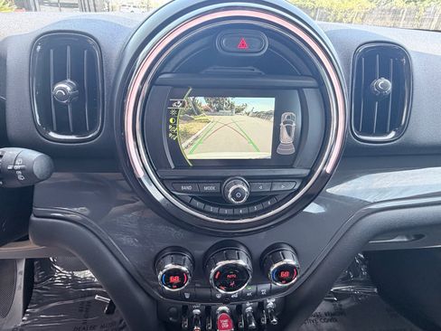 Used 2018 MINI Cooper Countryman FWD image 14