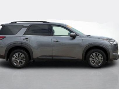 Certified 2024 Nissan Pathfinder SV