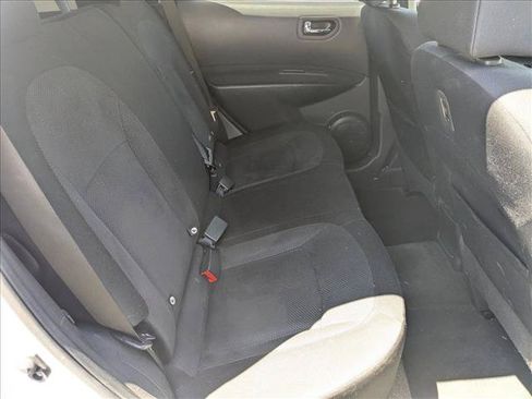 Used 2015 Nissan Rogue S w/ Convenience Package FWD image 18