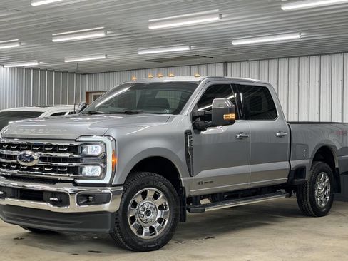 Used 2024 Ford F250 Lariat w/ Chrome Package image 1