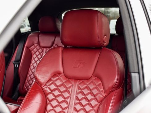 Used 2019 Audi SQ5 Premium Plus w/ Premium Plus Package image 9