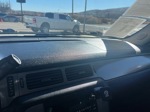 Used 2010 Chevrolet Tahoe LS w/ Exterior Plus Package image 31